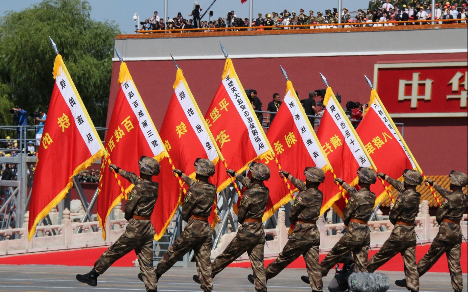 法国媒体：主场失利不能用“年轻”解释，主场落败,一再反思