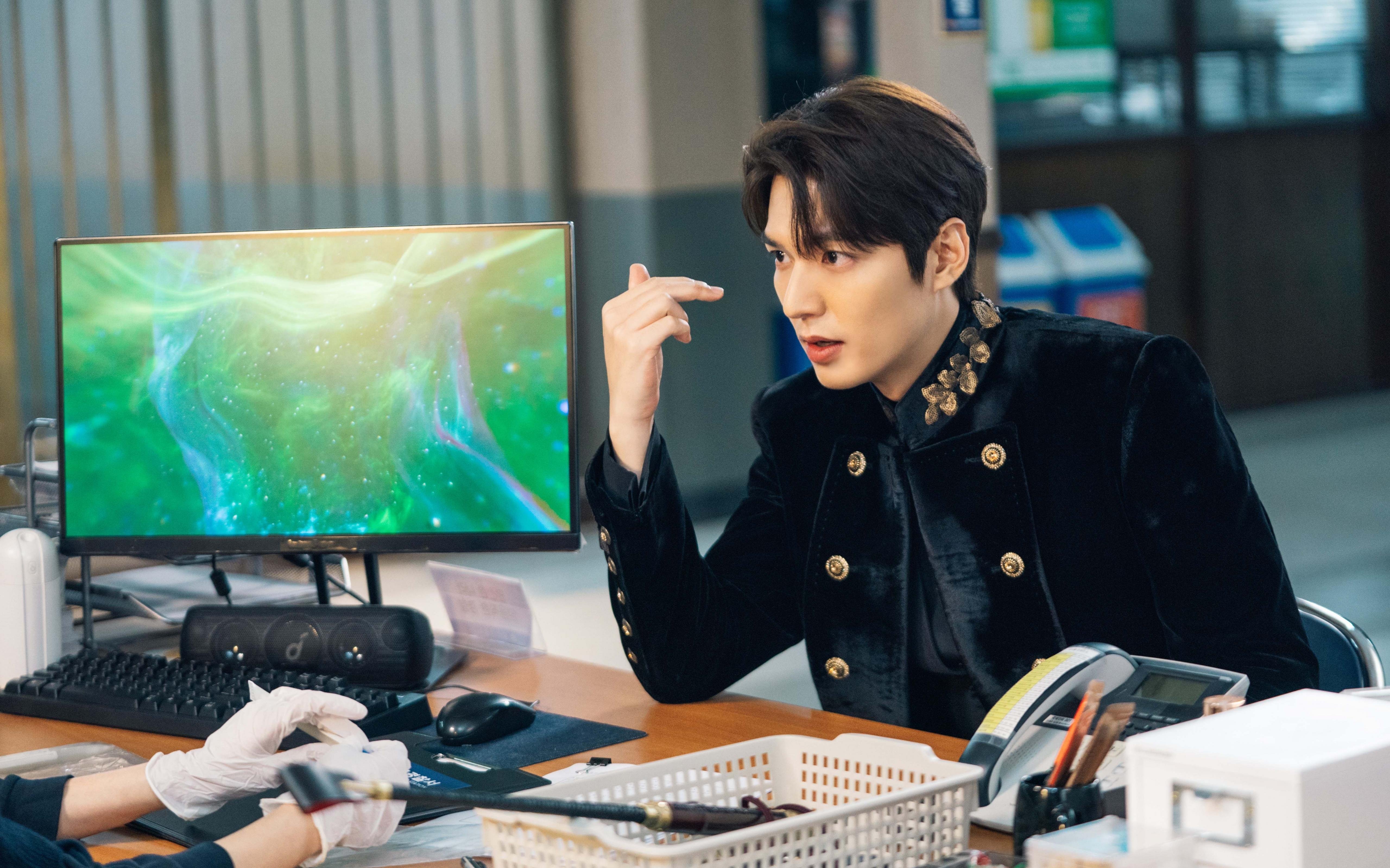 爱游戏体育官方网站-萨拉赫梅开二度，利物浦轻松战胜对手，利物浦萨拉赫个人资料