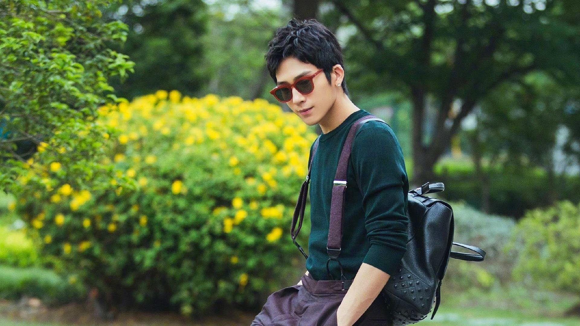 爱游戏官方-马刺训练中重点演练快攻转换配合，马刺的口令